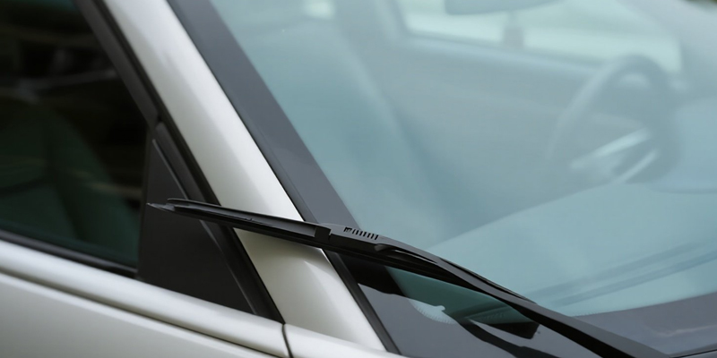 風擋玻璃粘接用到什么膠